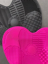 Load image into Gallery viewer, Brush Cleaning Mat